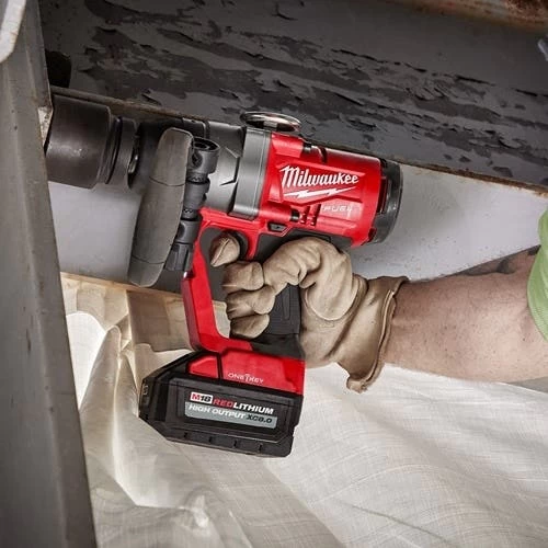 Milwaukee M18 Fuel 1" High Torque Impact Wrench W/ One-Key (8.0Ah) Kit 2867-22 - Image 4