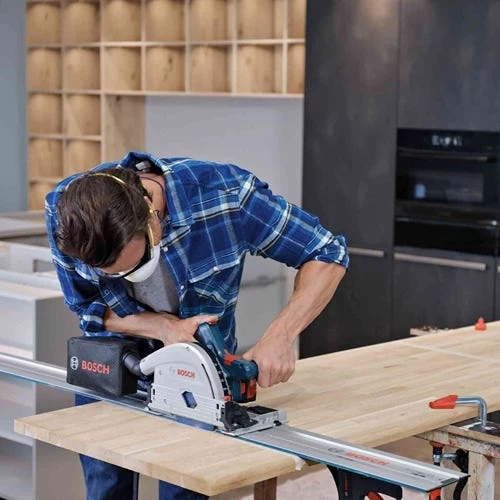 Bosch PROFACTOR 18V Plunge Cut 5-1/2" Track Circular Saw Brushless (8.0Ah) Kit GKT18V-20GCL14 - Image 5