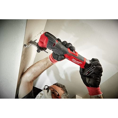 Milwaukee M12 Fuel Cordless Oscillating Multi-Tool Kit 2526-21XC - Image 6