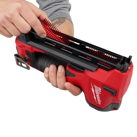 Milwaukee M12 Cable Stapler Kit 2448-21 - Image 4