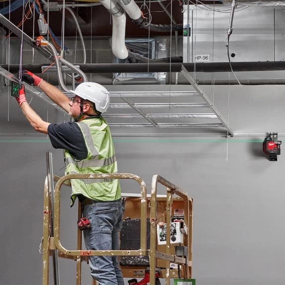 Milwaukee M12 Green 360° Single Plane Laser Kit 3631-21 - Image 5