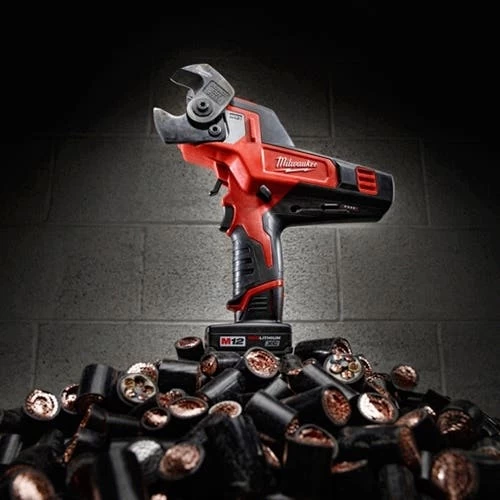 Milwaukee M12 Copper Cable Cutter 600 MCM Kit 2472-21XC - Image 2