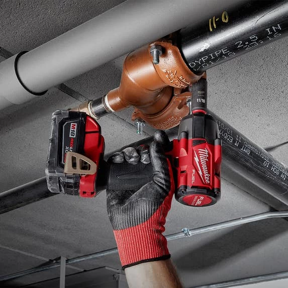 Milwaukee Shockwave Impact Duty 1/2" Drive 11/16" Deep 6 Point Socket 49-66-6225 - Image 2