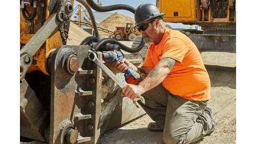 Bosch 18V PROFACTOR Brushless Connected-Ready 3/4 In. Impact Wrench W/ Friction Ring & Thru Hole (Bare Tool) GDS18V-770CN - Image 4