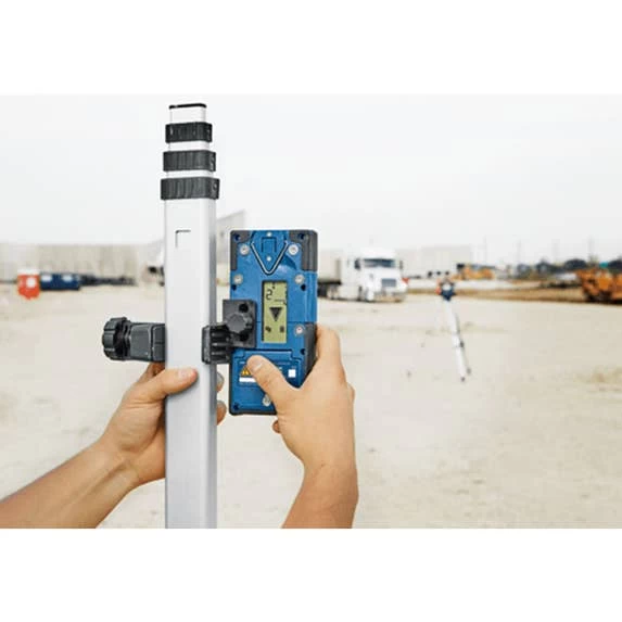 Bosch 2,000 Ft. Red-Beam Rotary Laser Receiver LR40 - Image 6